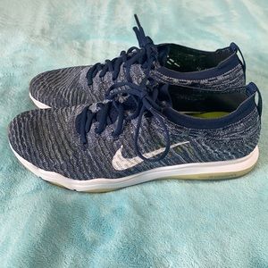 Nike Zoom size 9